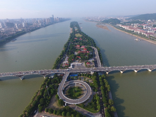 “盆景”变IM电竞“风景”“花园”变“家园”(图1)